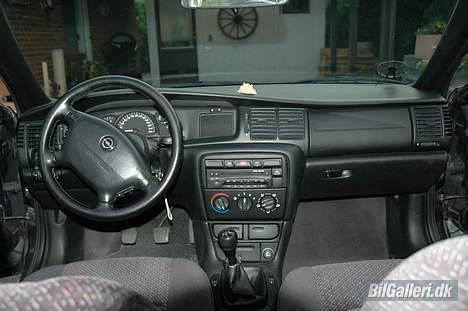 Opel Vectra B SOLGT billede 11