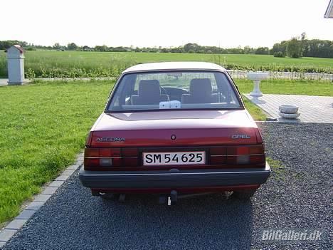 Opel Ascona billede 4