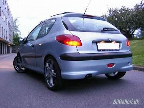 Peugeot 206 2.0 HDI (SOLGT) billede 1