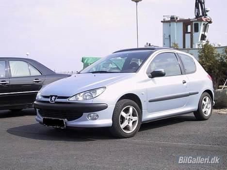 Peugeot 206 2.0 HDI (SOLGT) billede 2