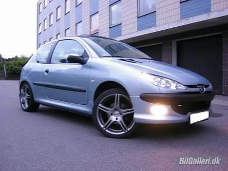 Peugeot 206 2.0 HDI (SOLGT) billede 4