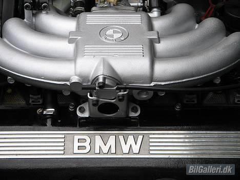 BMW E30 320i billede 3