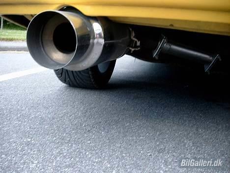 Ford Escort RS Turbo Cabriolet - Jaeh...En sportsauspuff måtte der til...! Fuck den lyder rå! billede 10