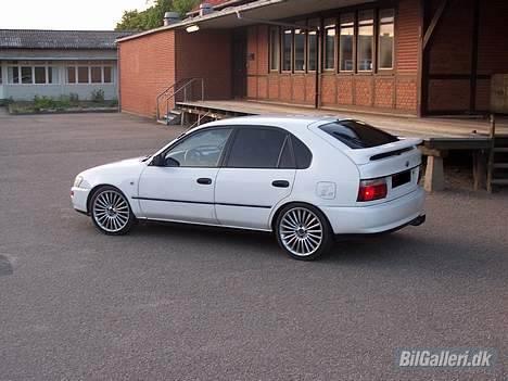 Toyota Corolla 1,3 XLi *DØD* :O( billede 10