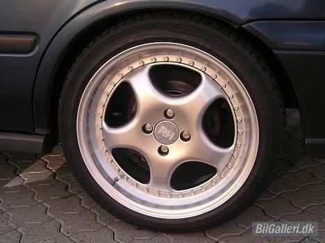 Honda Civic  ( solgt ) - RH ZW 1 fælge       8´´ og 8½´´ bag  med 16 mm sporvideforøre billede 6