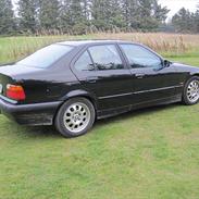 BMW e36 320i  SOLGT!!