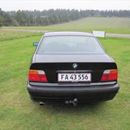 BMW e36 320i  SOLGT!!