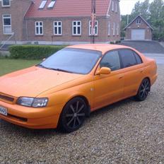 Toyota carina e solgt