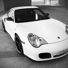 Porsche 911 Turbo  ** SOLGT **