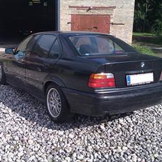 BMW E36 320i [SOLGT]