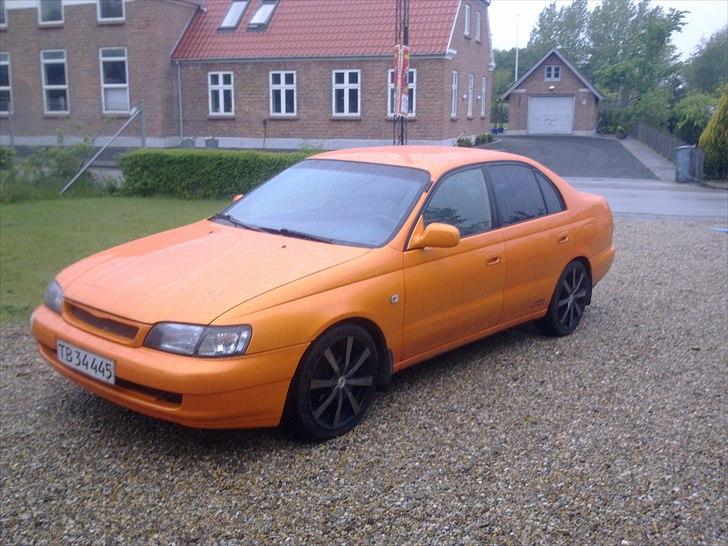 Toyota carina e solgt billede 2