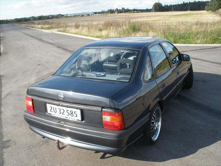 Opel Vectra A 2.0i Expression billede 8