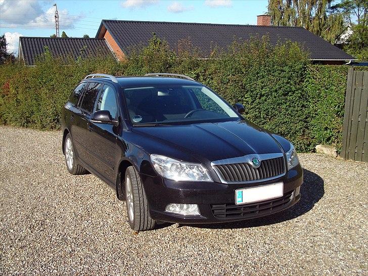 Skoda Octavia Combi Elegance billede 1