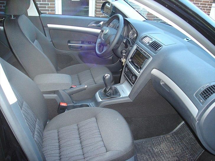 Skoda Octavia Combi Elegance billede 8