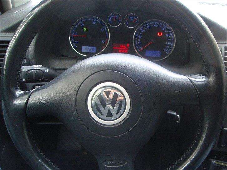 VW Passat 1,9 TDI Variant DK solgt billede 9