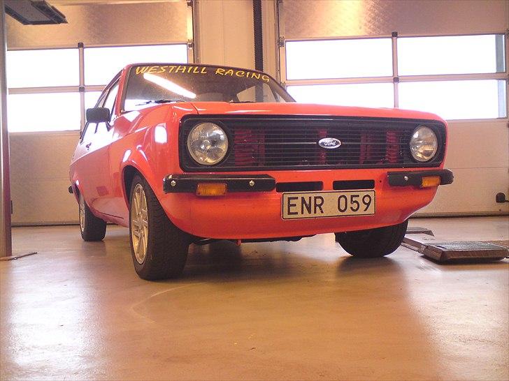 Ford escort mk2 solgt - så blev den sænket 2" for billede 18