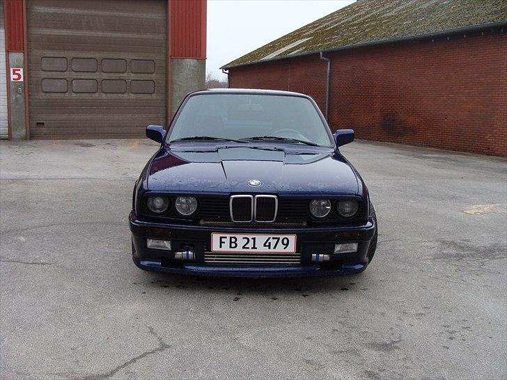 BMW E30 318i - 322i Turbo "Solgt" billede 4