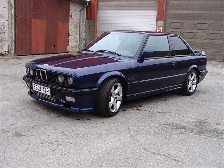 BMW E30 318i - 322i Turbo "Solgt" billede 5