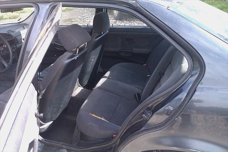 BMW E36 320i [SOLGT] billede 9