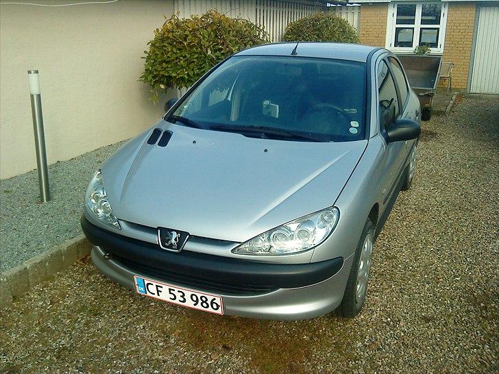 Peugeot 206 HDI  - peugeot 206 HDI front billede 2