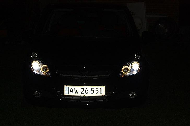 Opel Corsa (Corsica) - Xenon billede 10