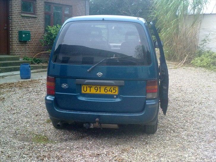 Nissan serena .død billede 2