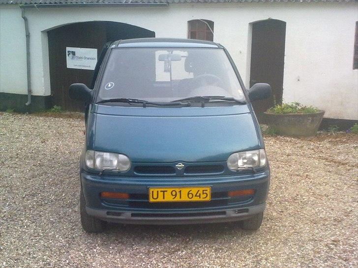 Nissan serena .død billede 3