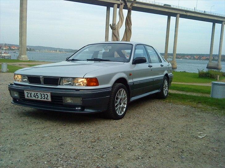 Mitsubishi galant billede 1