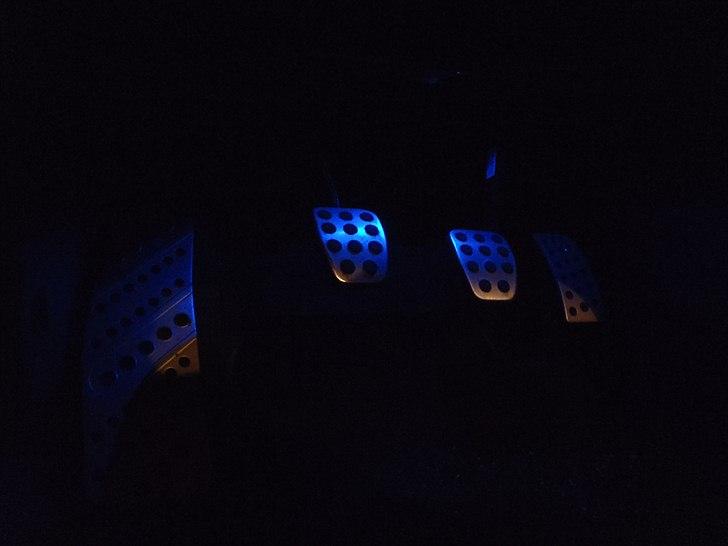 Mazda 3 MPS - Tænder når man åbner døren og forsinket slukning billede 14