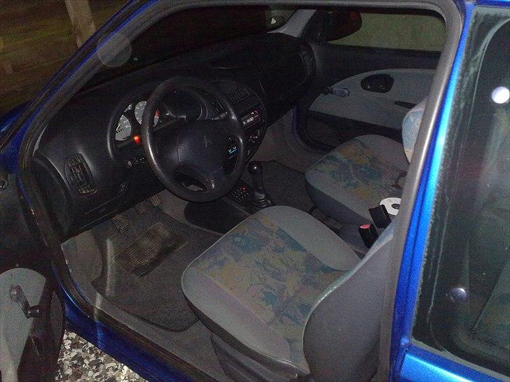 Citroën saxo **SOLGT** - slidt sæde.. skal ha andre.. :D  billede 2