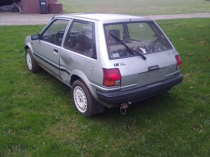 Toyota Starlet 1,3 XL billede 3