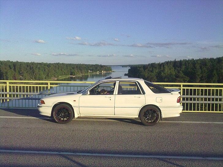 Mitsubishi Galant - Foto over elven i sverige sommeren 2010 billede 5