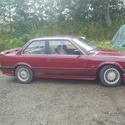BMW e30 318I