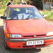 Mazda 323 