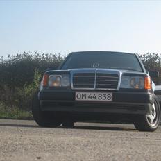 Mercedes Benz 300 D  W124 "solgt"