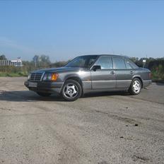 Mercedes Benz 300 D  W124 "solgt"