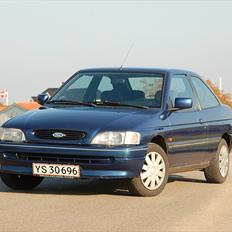 Ford Escort 1.6 CLX solgt