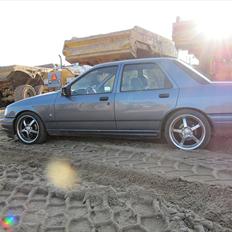 Ford sierra sapphire  2900i