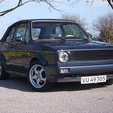 VW Golf 1.8 Cab. **Solgt**