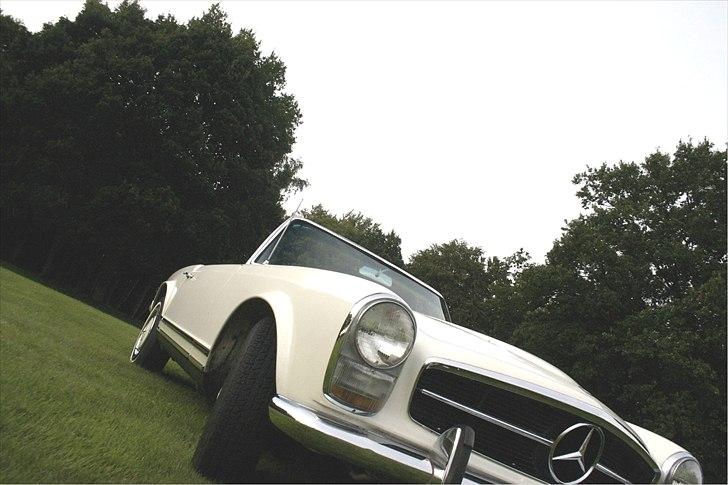 Mercedes Benz 230 SL (W113) *Solgt* billede 8