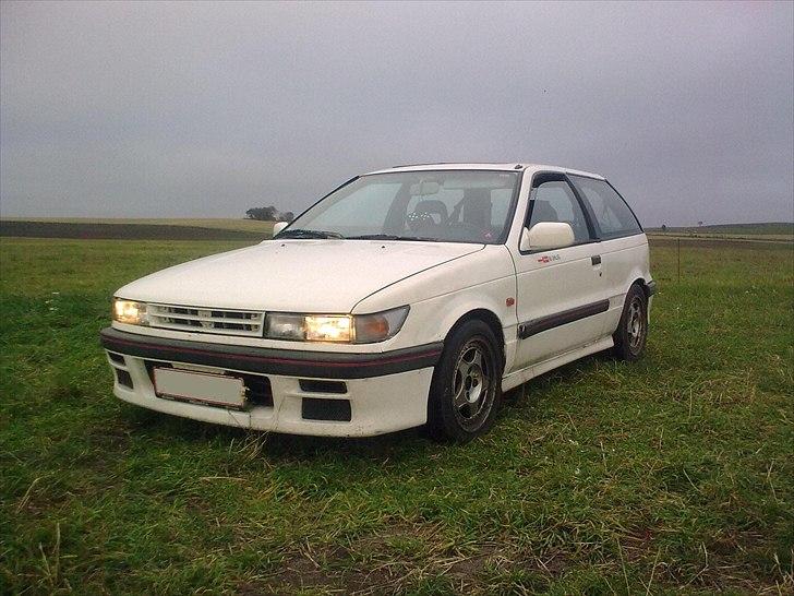 Mitsubishi Colt 2,0 GTI 16v SOLGT billede 2