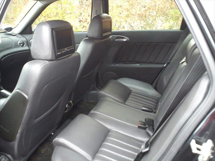Alfa Romeo 156 ( SOLGT) - ikke værst at sidde bag i billede 6