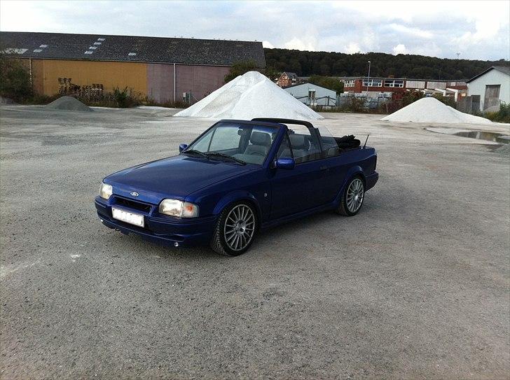 Ford Escort xr3i Cab Solgt billede 1