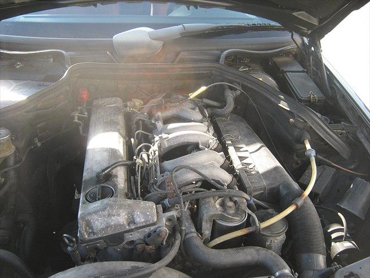 Mercedes Benz 300 D  W124 "solgt" billede 7