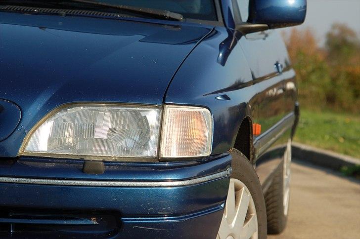 Ford Escort 1.6 CLX solgt billede 7