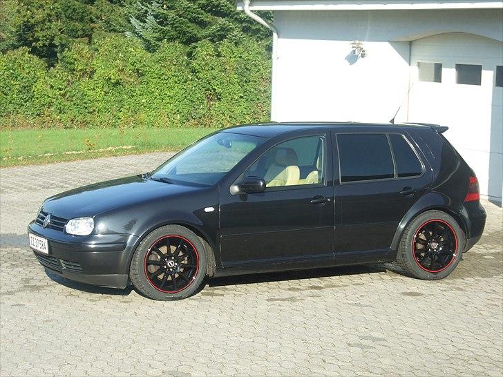 VW golf---solgt - på vinterfælge billede 8