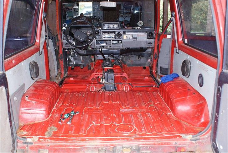 Toyota landcruiser LJ70 BYTTET billede 11