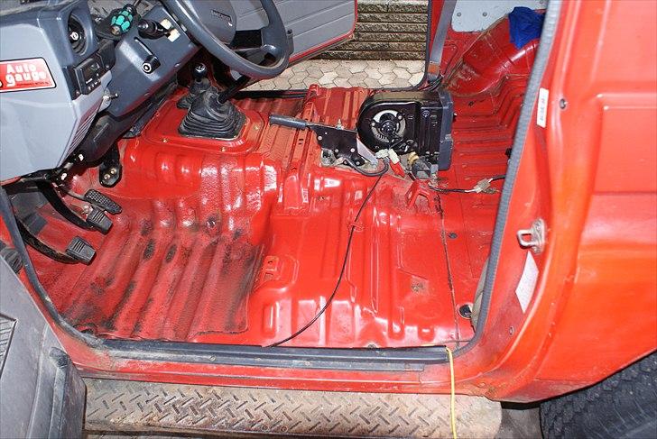 Toyota landcruiser LJ70 BYTTET billede 12