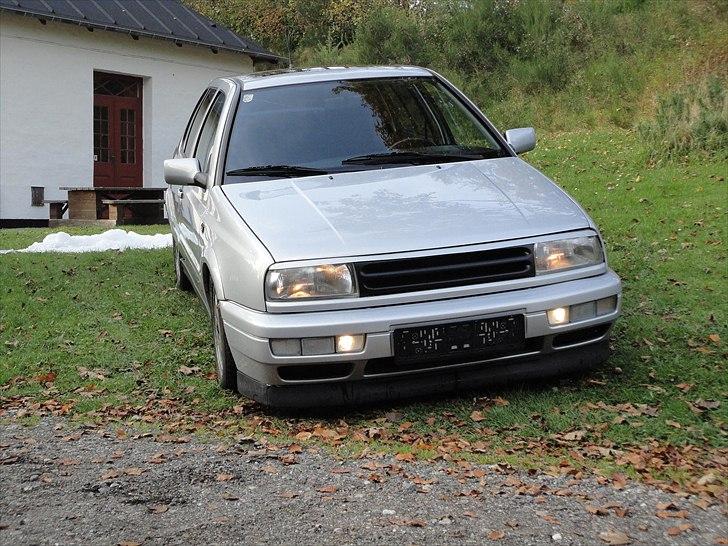 VW Vento VR6 SOLGT billede 2