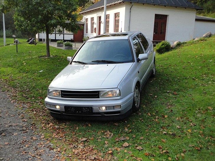 VW Vento VR6 SOLGT billede 3